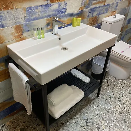 Ofuro World Hotel Smirne